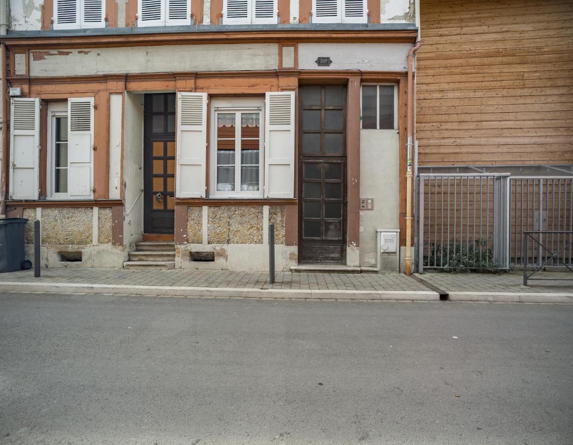 Studio Du Palais - Terrasse- Hypercentre Apartment Troyes Exterior photo
